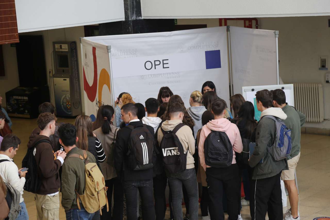 Aviso importante alumnos planes de estudios a extinguir sobre matriculación curso 2025-2026: