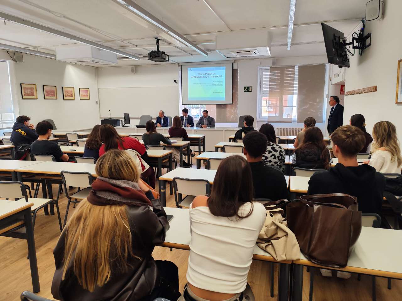 Seminario de investigadores visitantes del área de Dº Procesal: La selección de causas en el proceso penal: Derecho chileno y comparado (27 octubre 2026) 